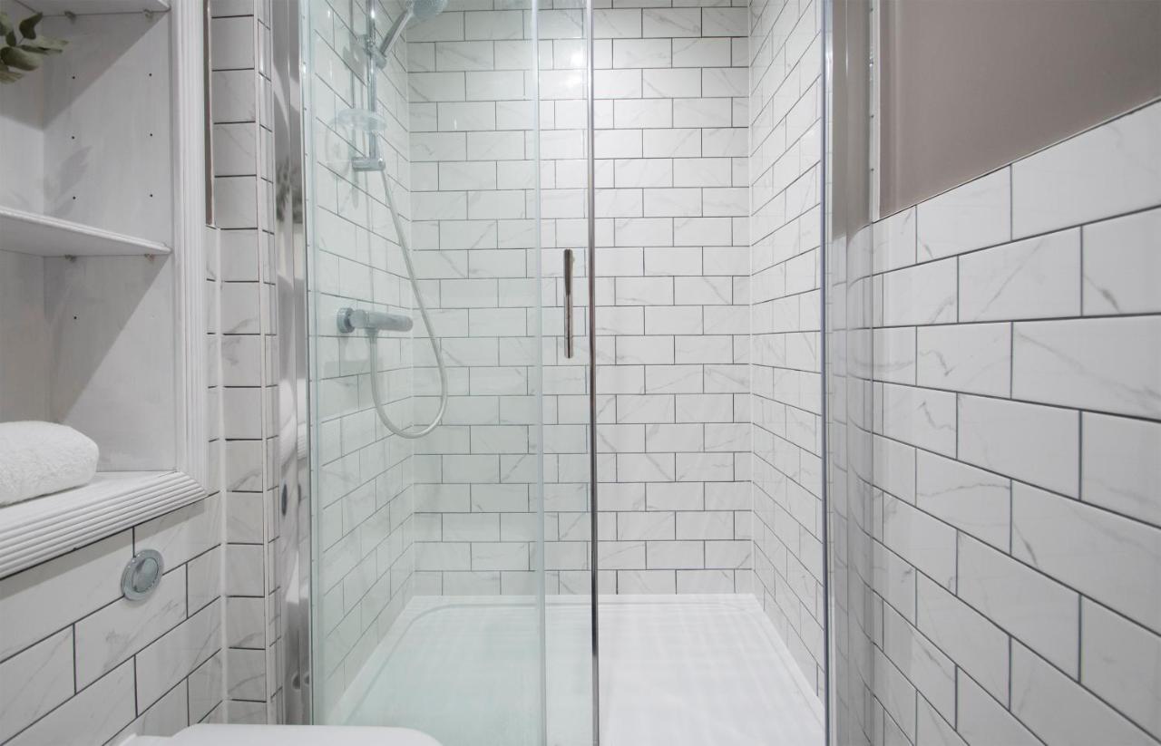 Modern Apartment In Leamington Spa City Centre エクステリア 写真