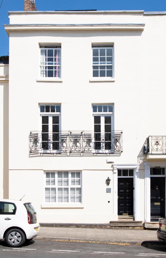 Modern Apartment In Leamington Spa City Centre エクステリア 写真